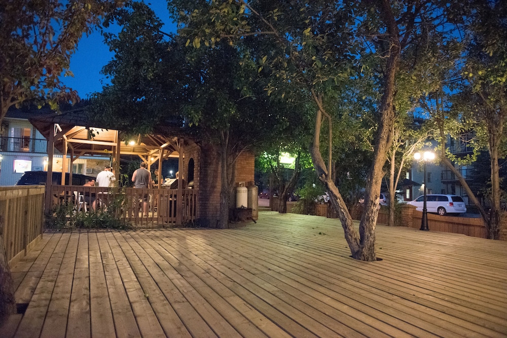 Radium Park Lodge