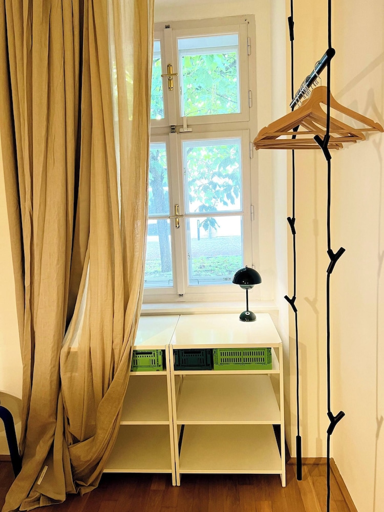 Chic Apartment Right by the Museum Quarter
