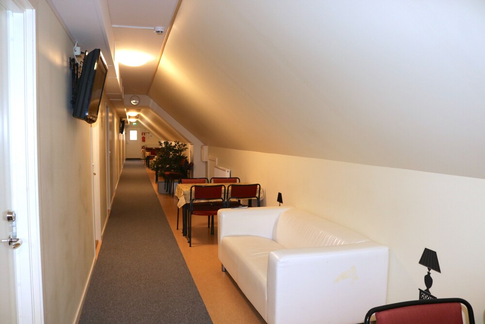 Kärraton Vandrarhem - Hostel