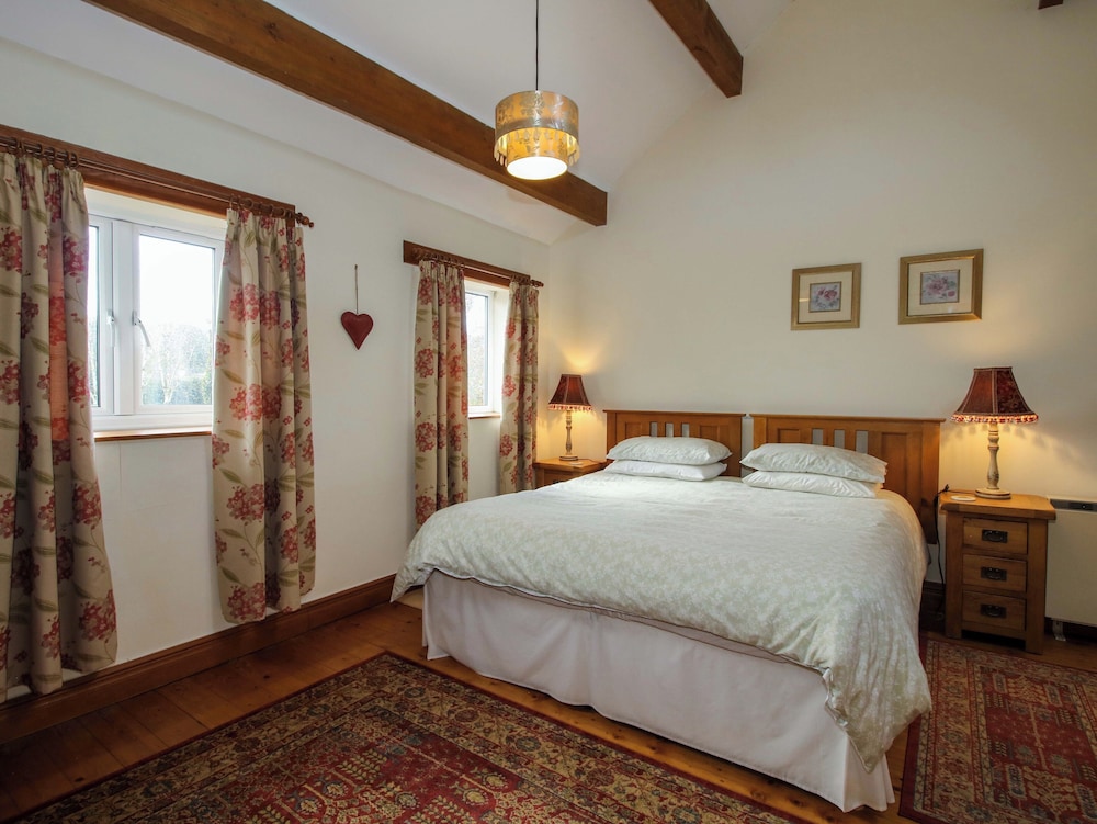 Curlew Cottage view 5