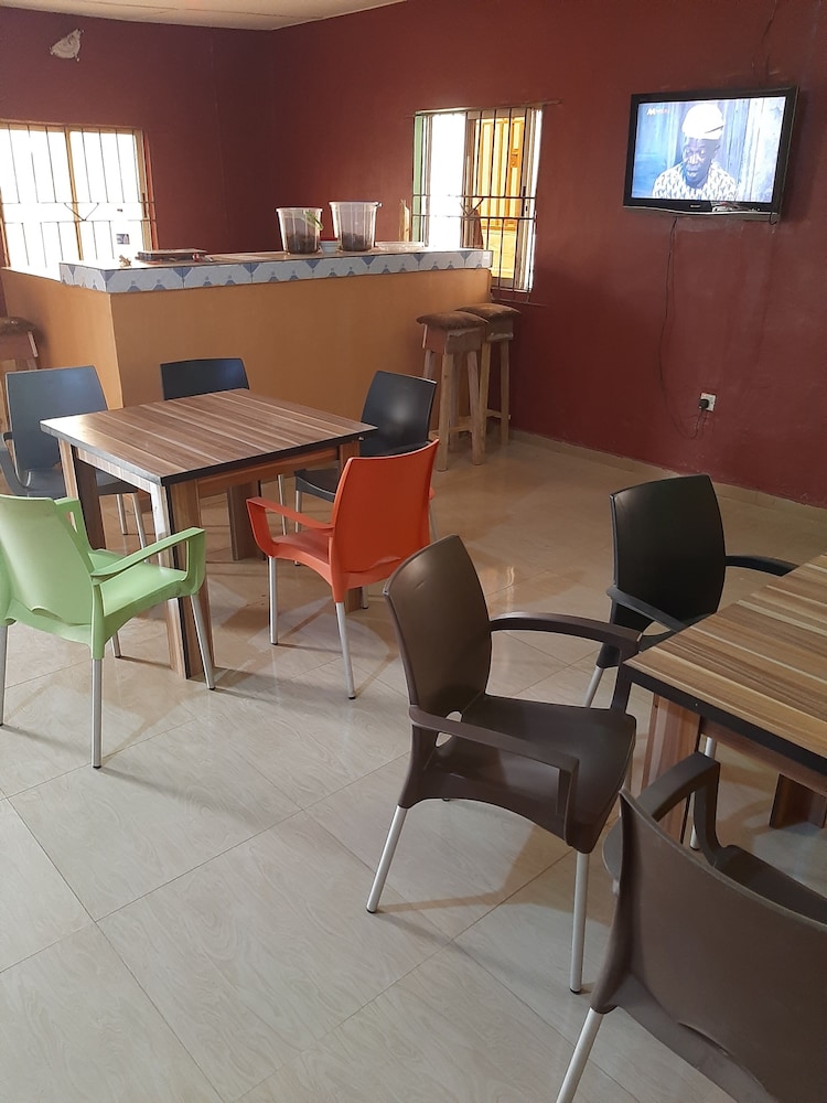 Ribbos Bar and Guest house view 4
