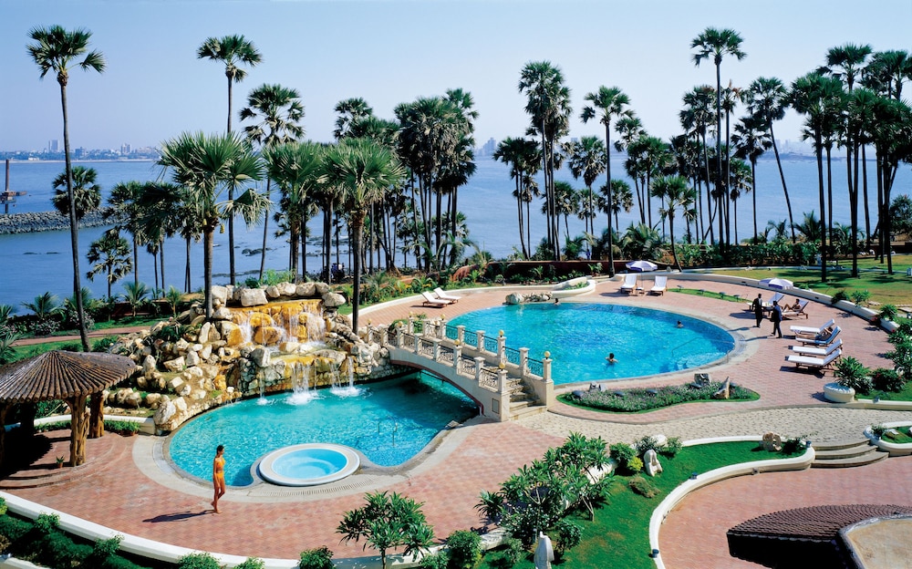 Mumbai Vacations - Taj Lands End - Property Image 1