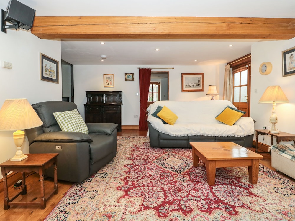 Oak Barn
