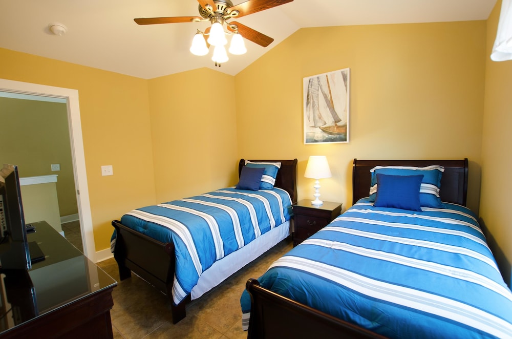 South Beach Cottages 4 bedroom By Affordable Large Properties