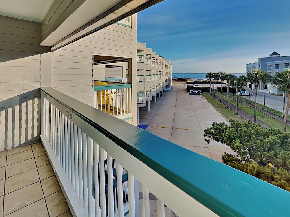 Casa Del Mar 211