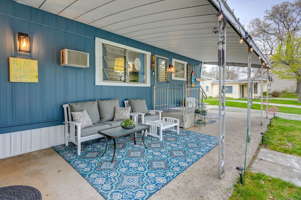Walk to Lake Huron: Pet-friendly Caseville Cottage - Property Image 7