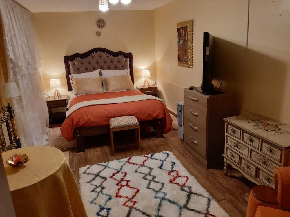Colonial Guest House