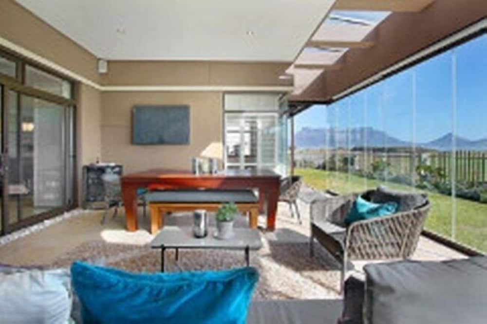 Luxury Vacation Villa view 4
