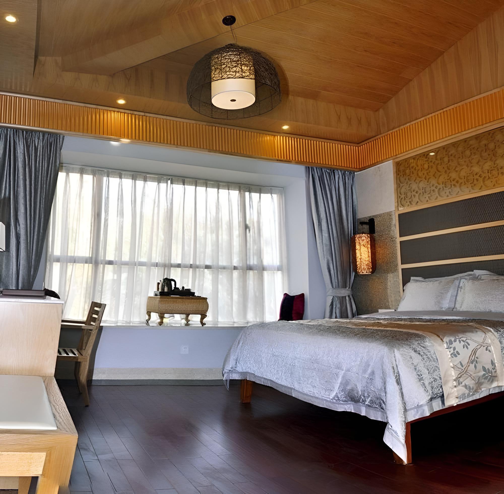 Palace International Hot Spring Hotel view 3