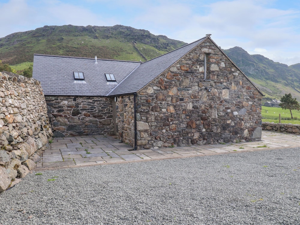 Beudy Cefn