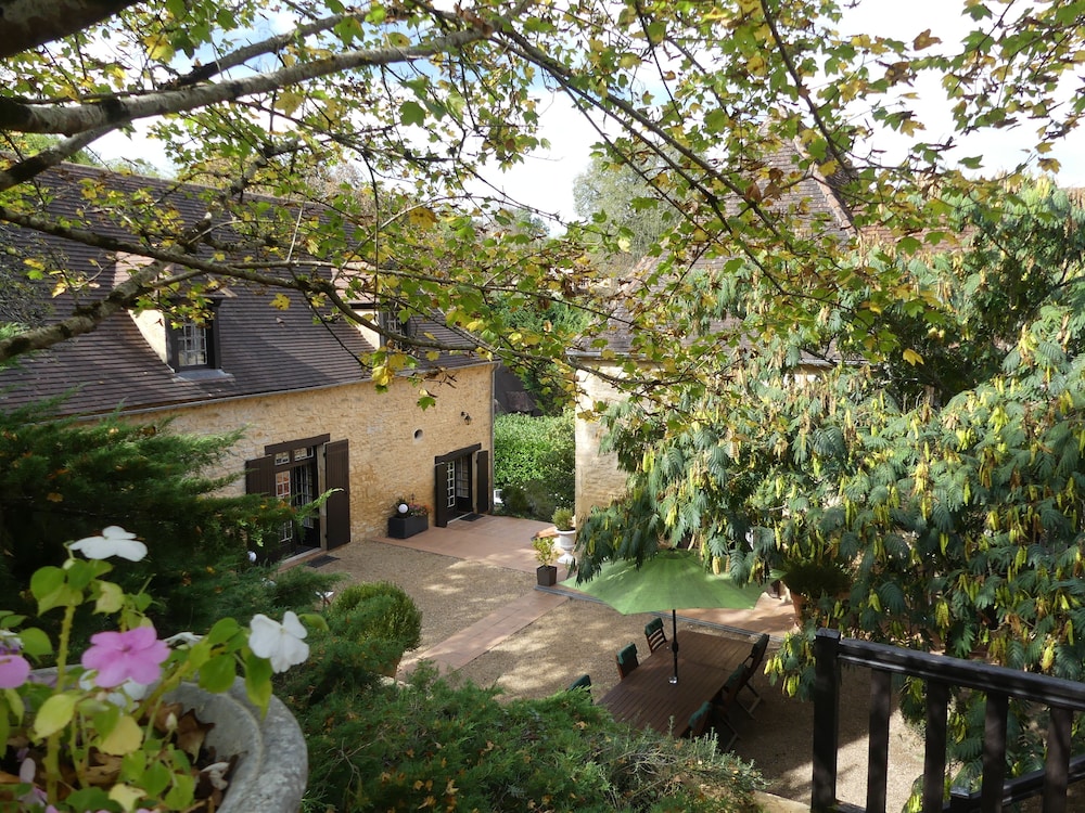 Le Noyer Residence - Property Image 103