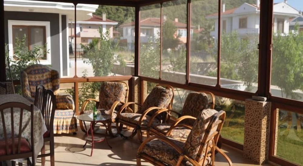 Ayvalik Camlik Villalari