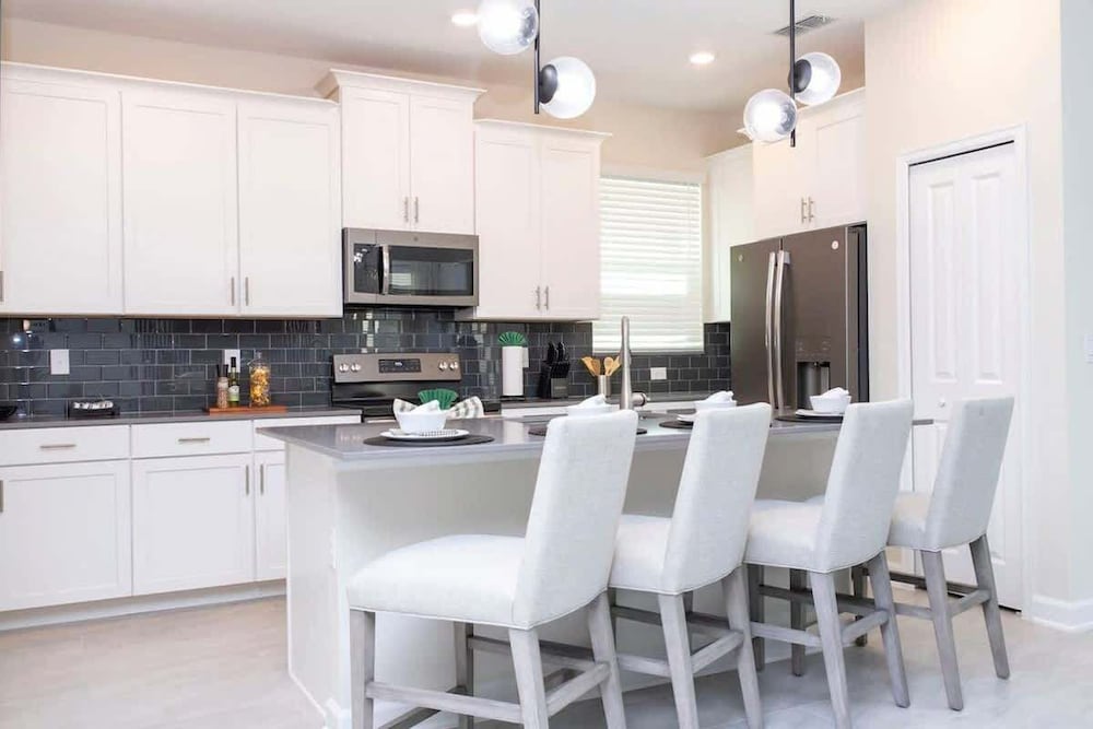 Family 5BD Spa Pool Game Loft Near Disney