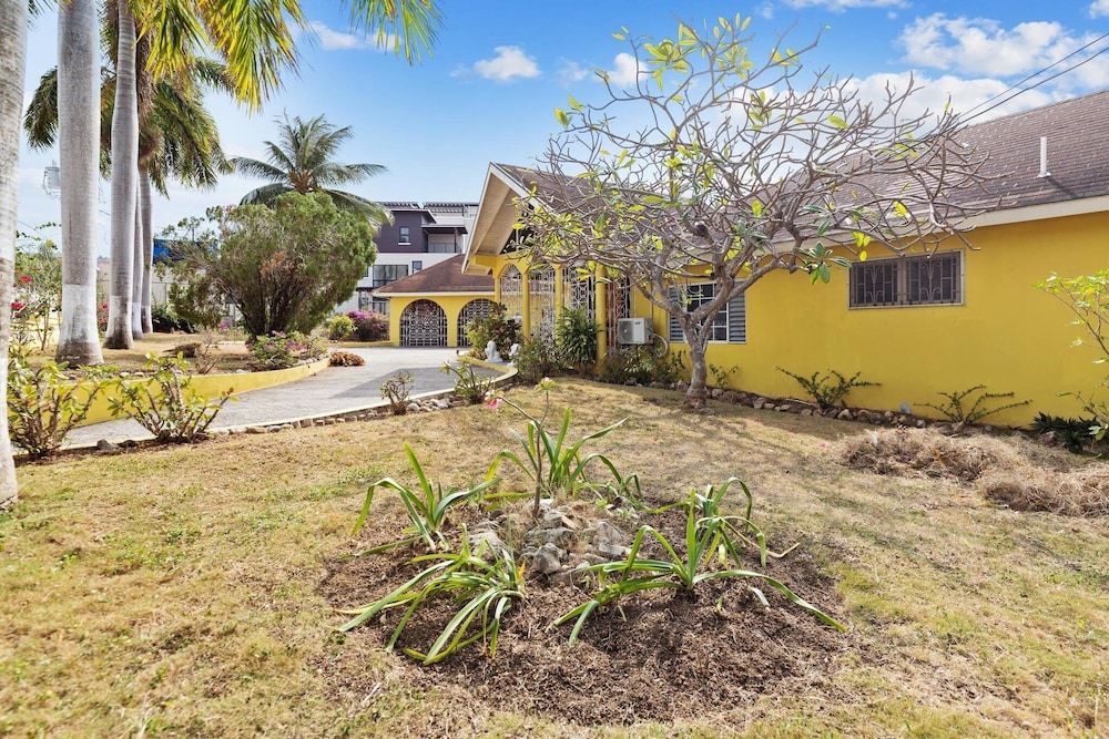 Ironshore Sugarmill Villa W Private Pool 6 Bedroom Villa