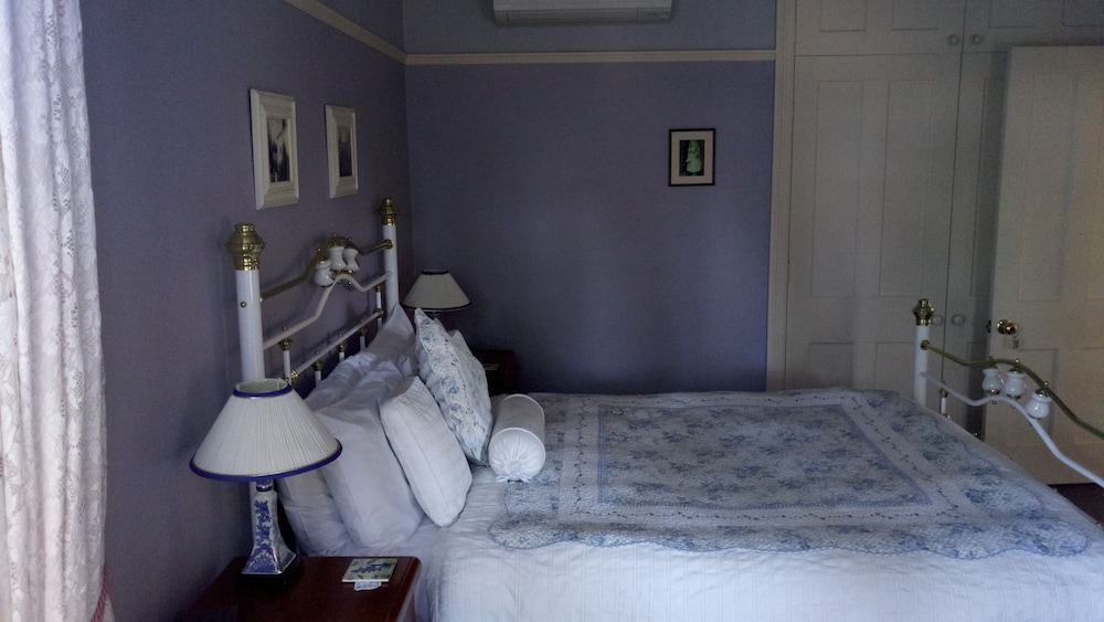 Bethany Manor Bed & Breakfast