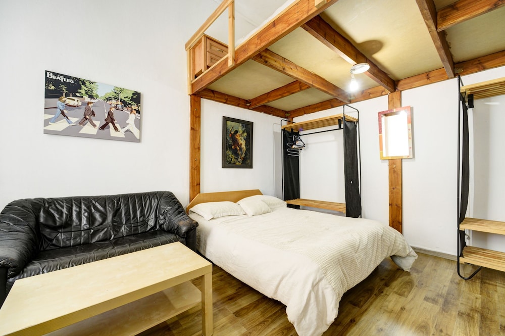 Tel-Aviving Apartments