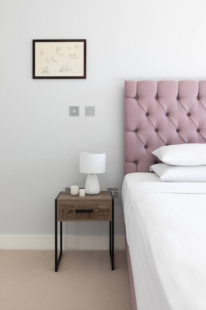 Paton Street by Onefinestay