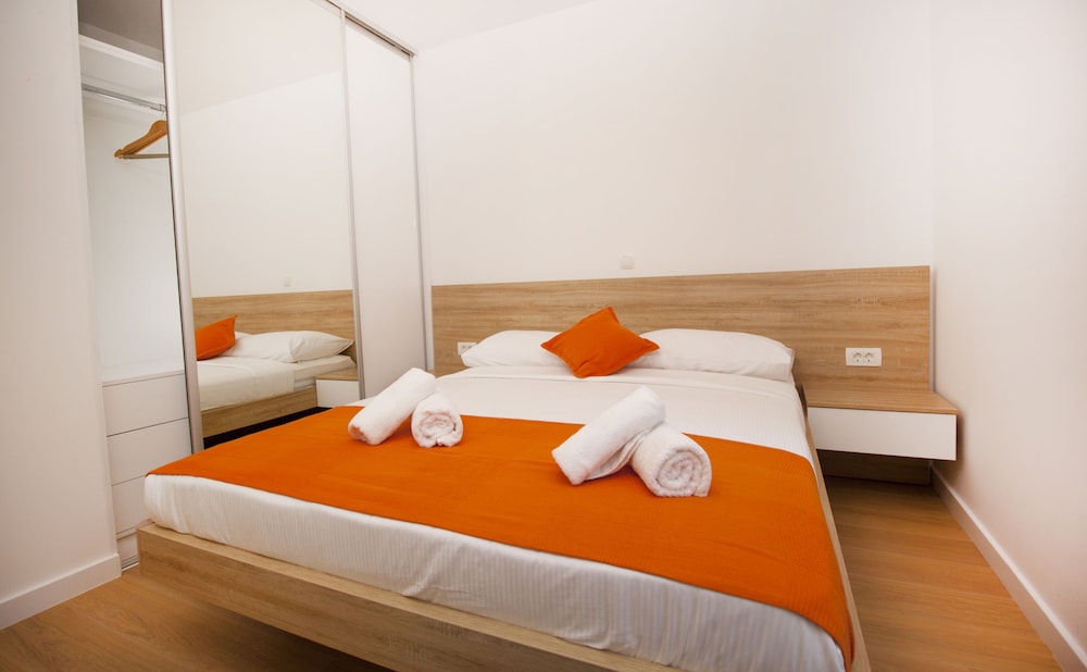 Makarska Touristik Apartments view 3