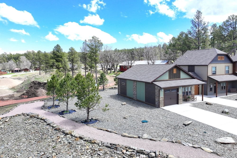 Badlands Retreat Cozy Condo Modern Amenities