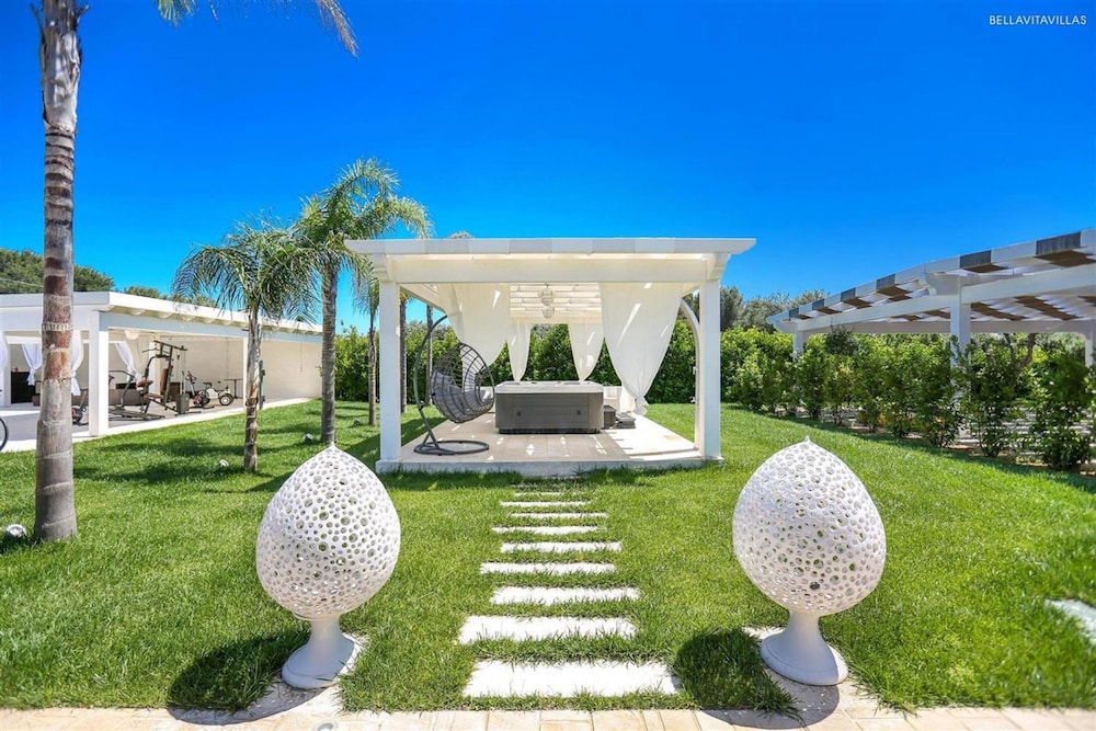 1836 La Perla Bianca Luxury Spa by Perle di Puglia view 3