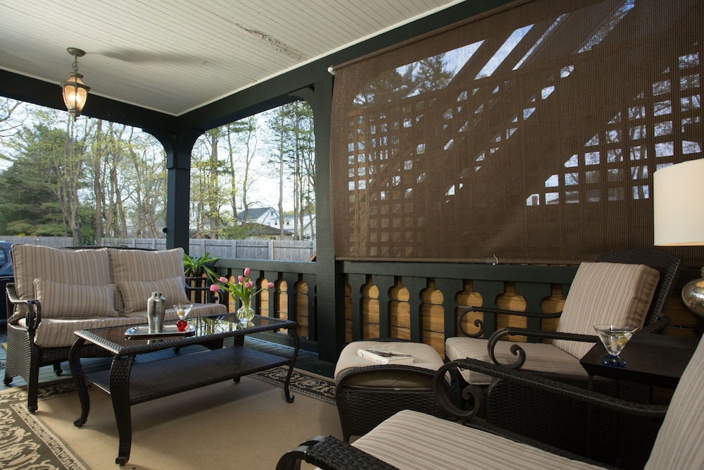 Atlantean Cottage view 5