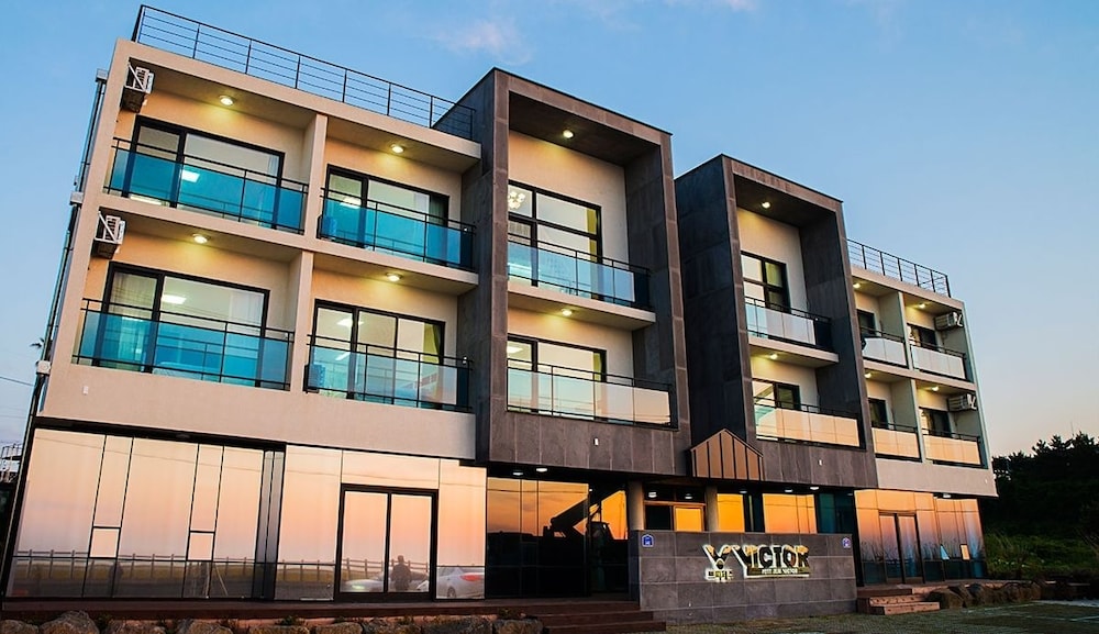 A1 BEST Atlantis Family Suites-4-6pax-Jonker Melaka photo 1