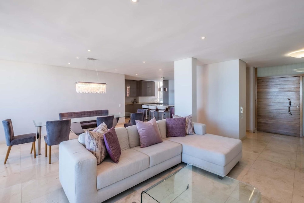 Ocean View Camps Bay 3bed Apt Beach Vistas