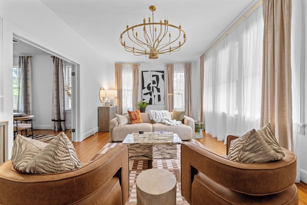 Stylish 3BR Retreat w Porch and garden