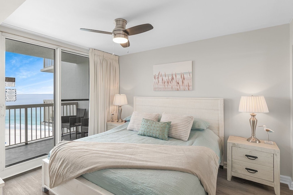 Pelican Beach 1716 2 Bedroom Condo by Pelican Beach Management view 3