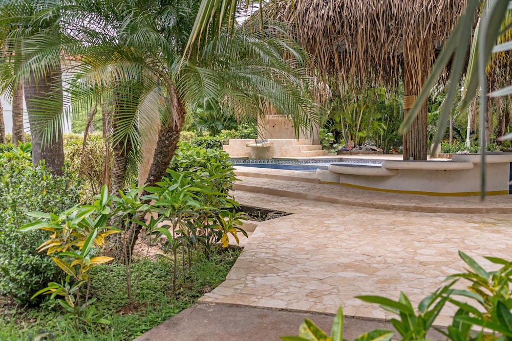 Drift Away Eco Lodge