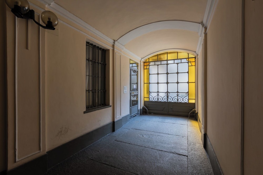Appartamento Re Umberto view 5