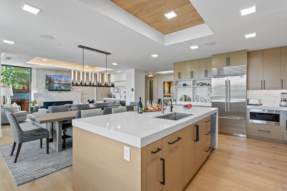 Empire Residences at Deer Valley Resort - Three Bedroom Deluxe Residence #401 3 Condo