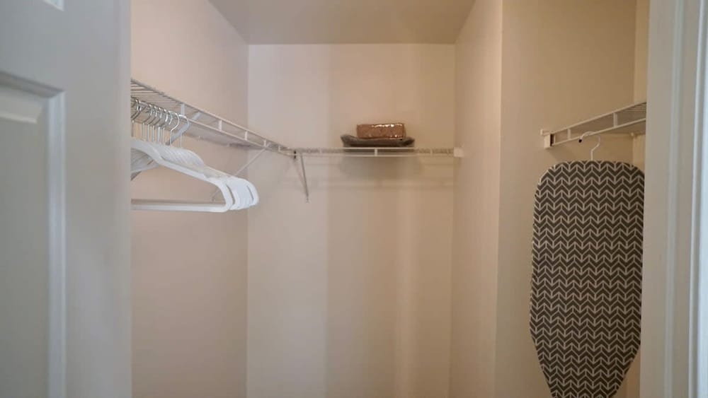 Cozy 2-br Home Near Disneyland Pool Hot Tub GYM