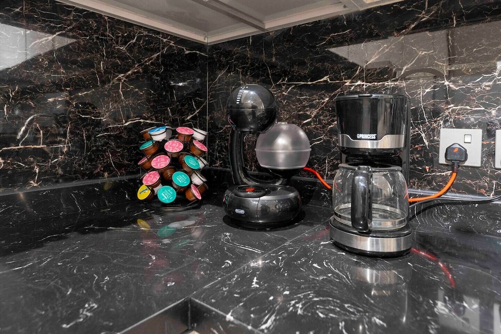 Trendy Apartment in Alwadi
