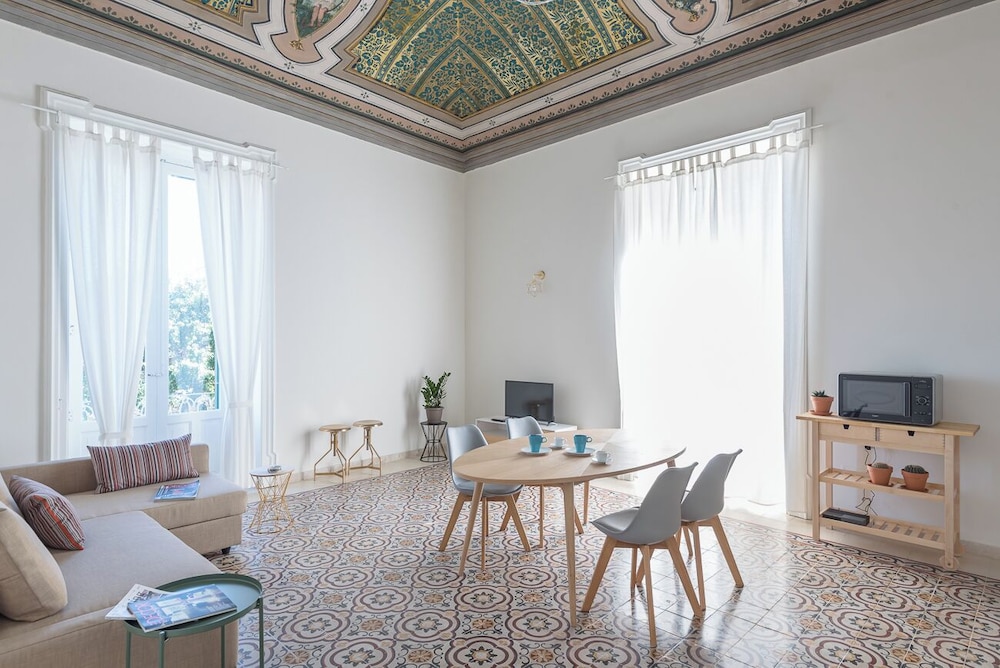 Darsena Apartments by Wonderful Italy