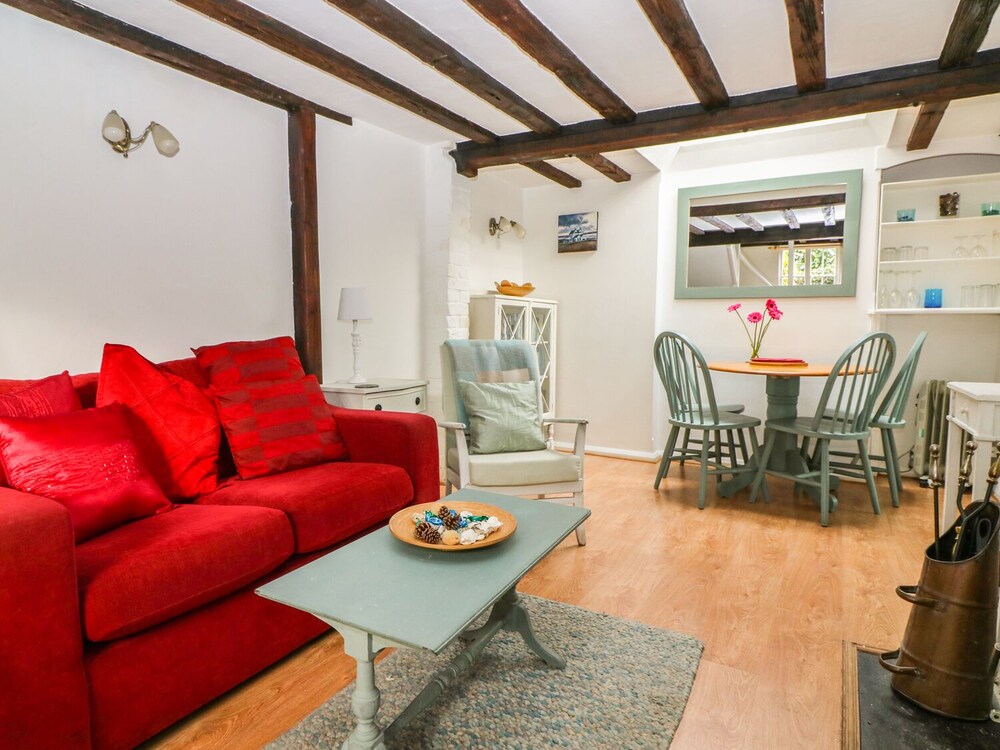 Swanfield Cottage view 3