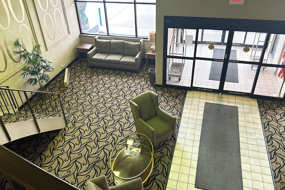 Blue Way Inn & Suites La Crosse