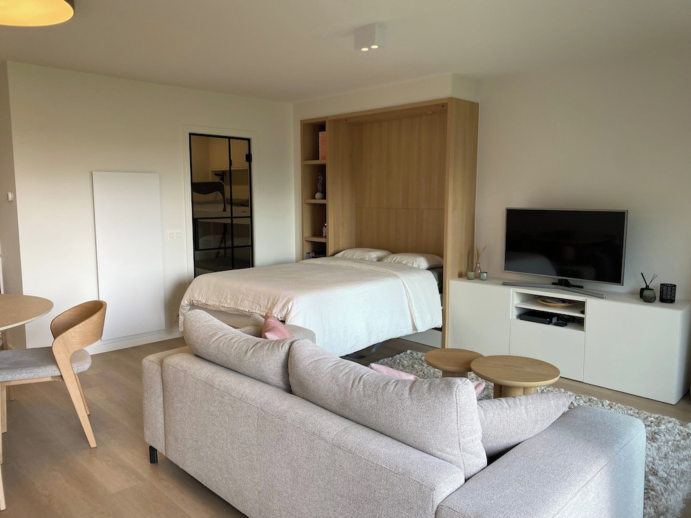 Apartment in Nieuwpoort With Terrace