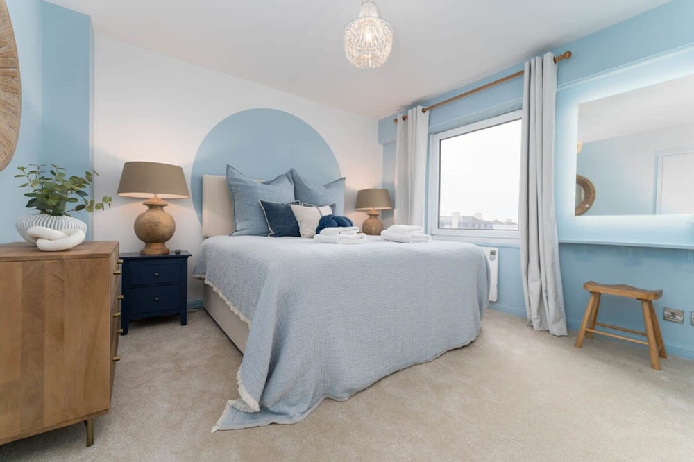 Host Stay Sea View on Manchester Road view 3