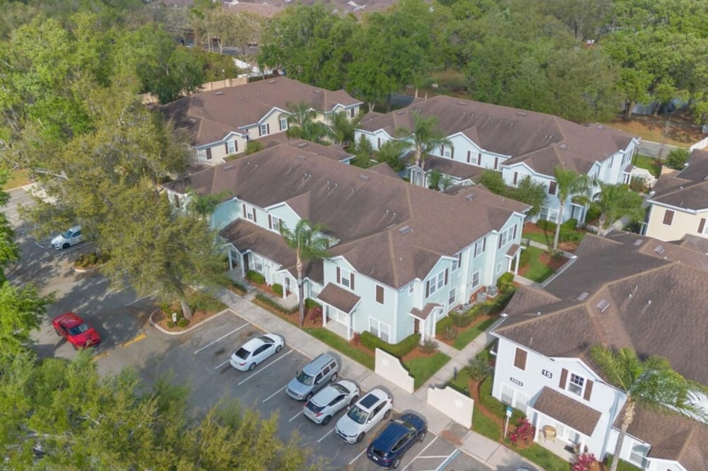 Amazing 4bdr House in Disney 20104