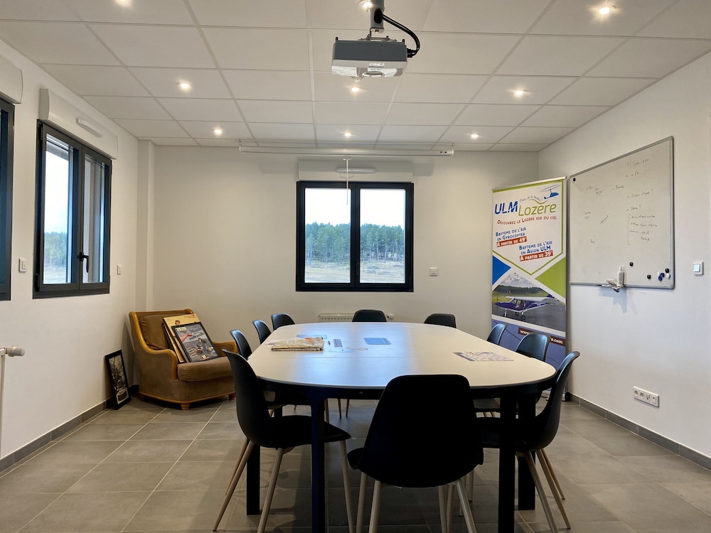 meeting & event spaces