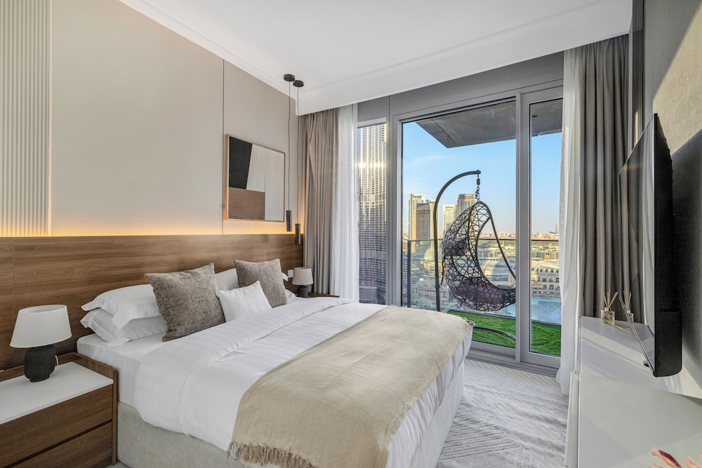 Roomszy Residences - Opera Grand