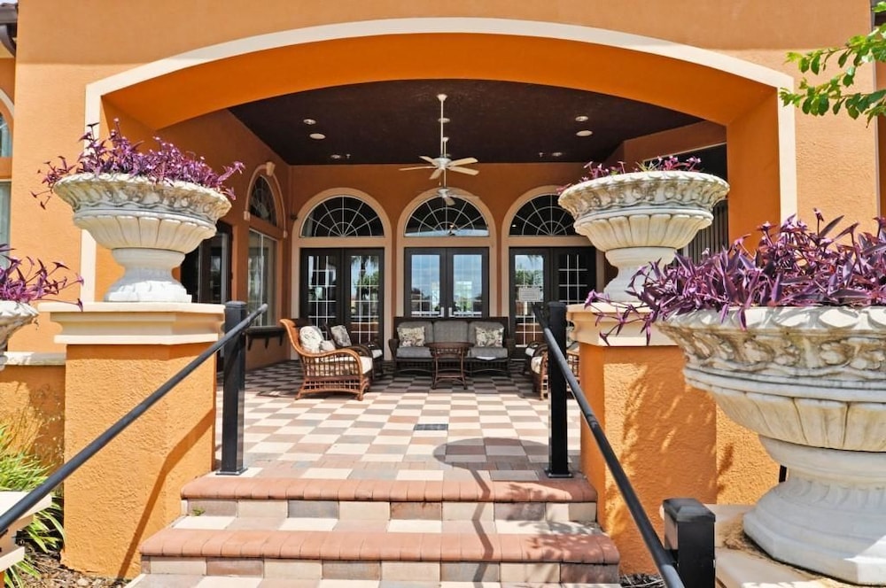 101 Aviana House 6 Bedroom by Florida Star