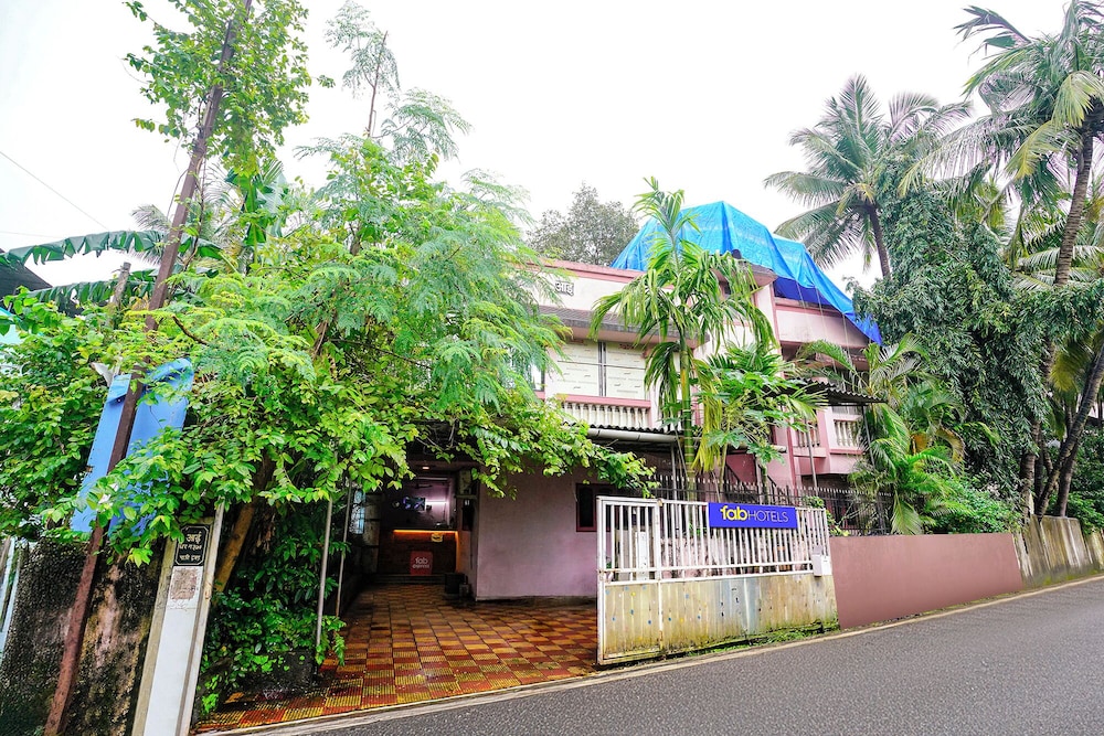 Fabhotel Peaceful Studio Aai Bungalow