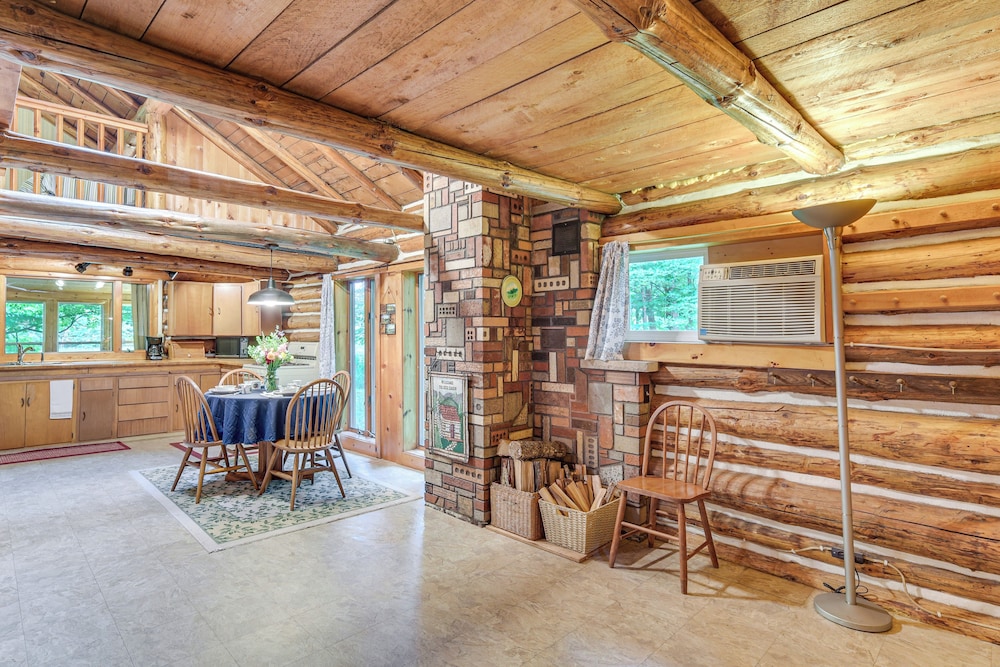 Authentic Log Cabin w/ Private Pond in Glidden