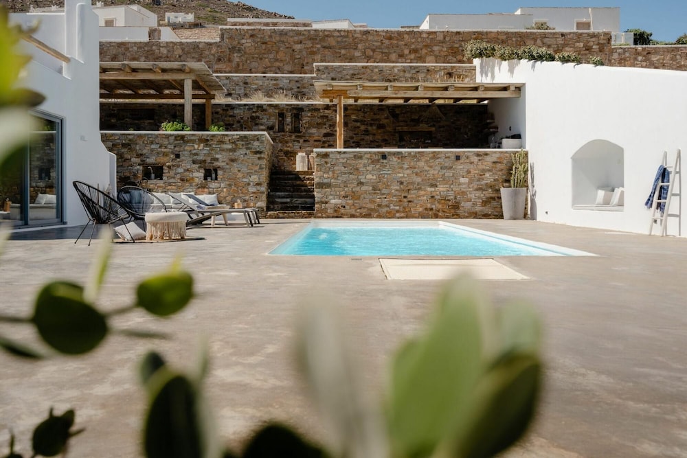 Villa Anamnesia by Anamnesia Collection