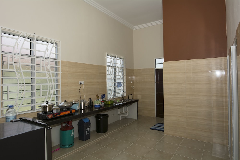 JF Wadi Sofea Homestay