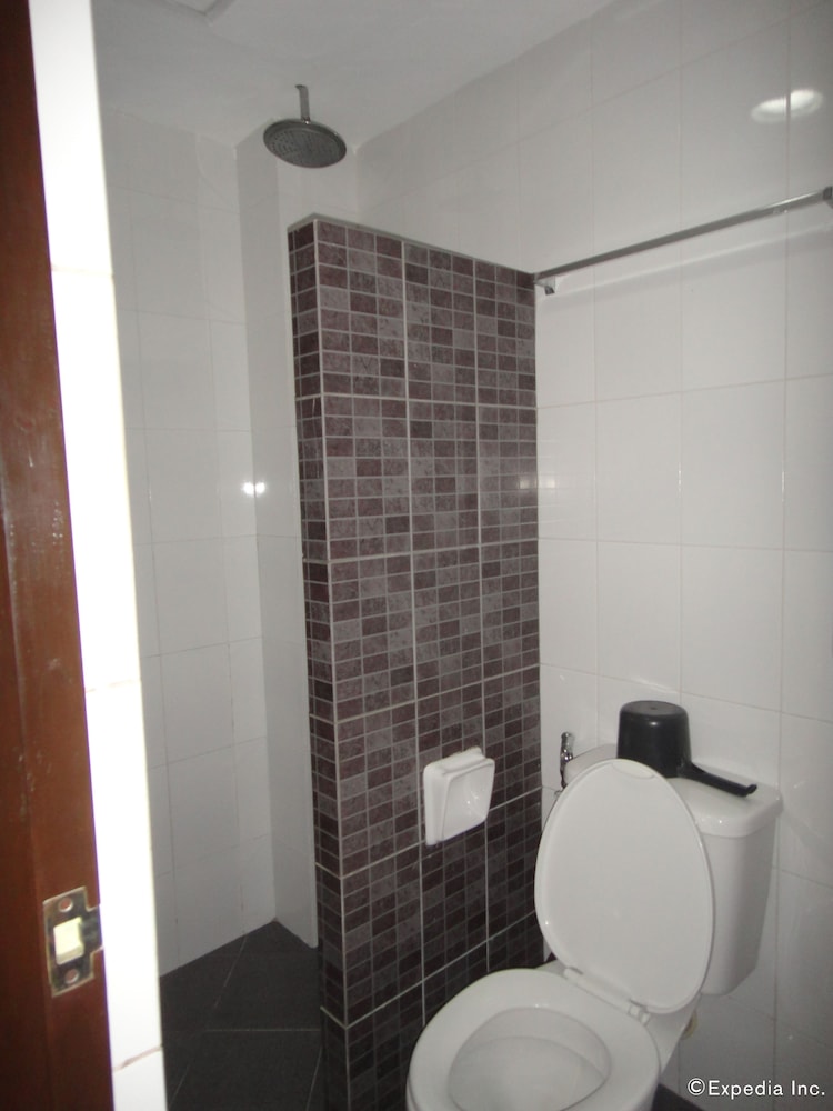 Cebu Vacations - Express Inn - Cebu Hotel - Property Image 41