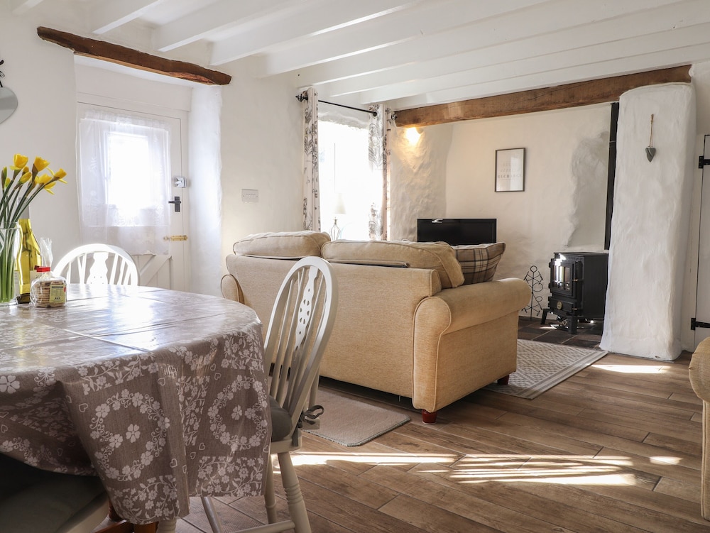 End Cottage