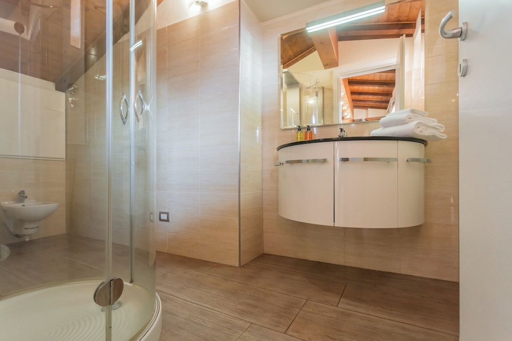 Domus in Como by Rent all Como